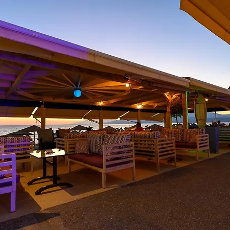 Paradise Apart Otel